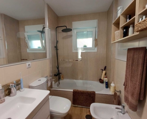 Casa en Ayamonte adosada con vistas al río. 3 plantas