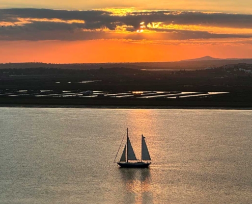Casa en Ayamonte adosada con vistas al río. 3 plantas