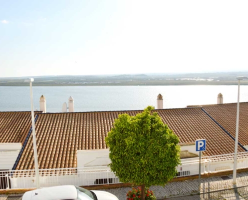 Casa en Ayamonte adosada con vistas al río. 3 plantas